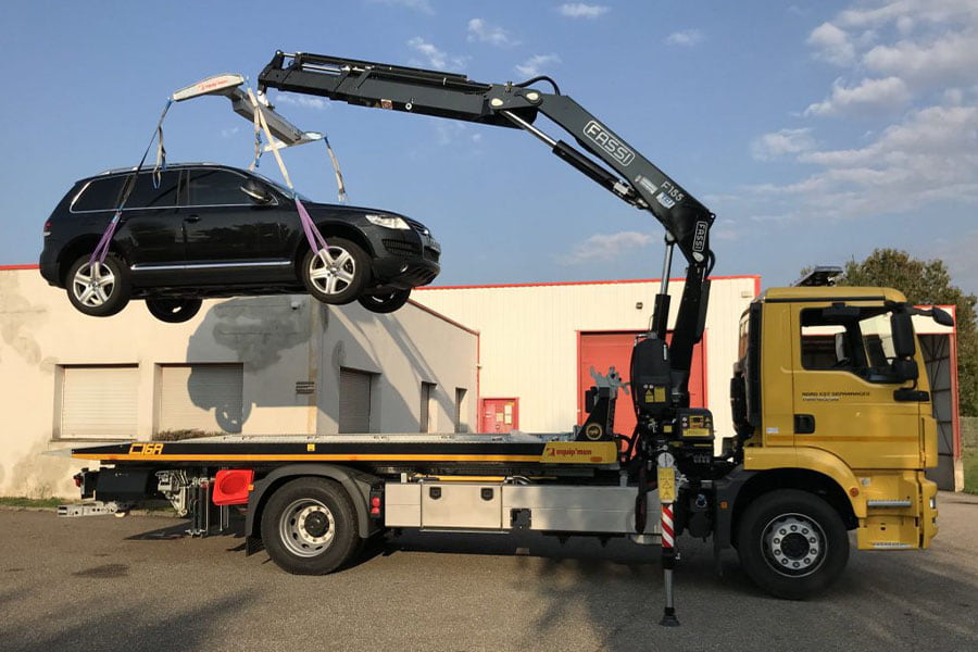 نقل و انتقال ماشین‌آلات صنعتی