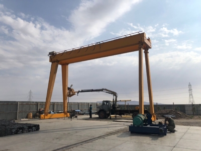 حمل و نصب تجهیزات سنگین صنعتی با دقت و ایمنی بالا